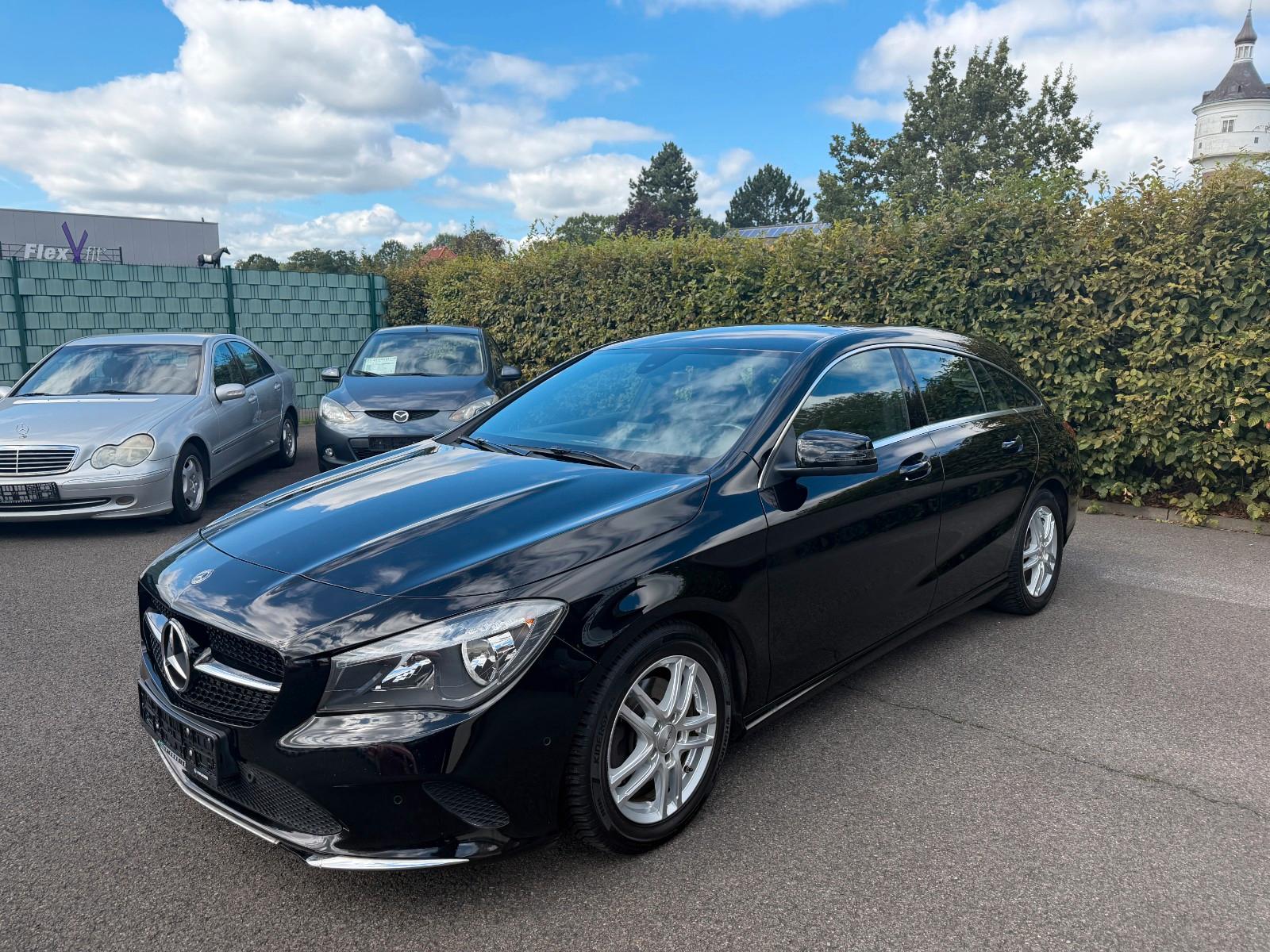 Mercedes-Benz CLA Shooting Brake CLA 200 CDI / d