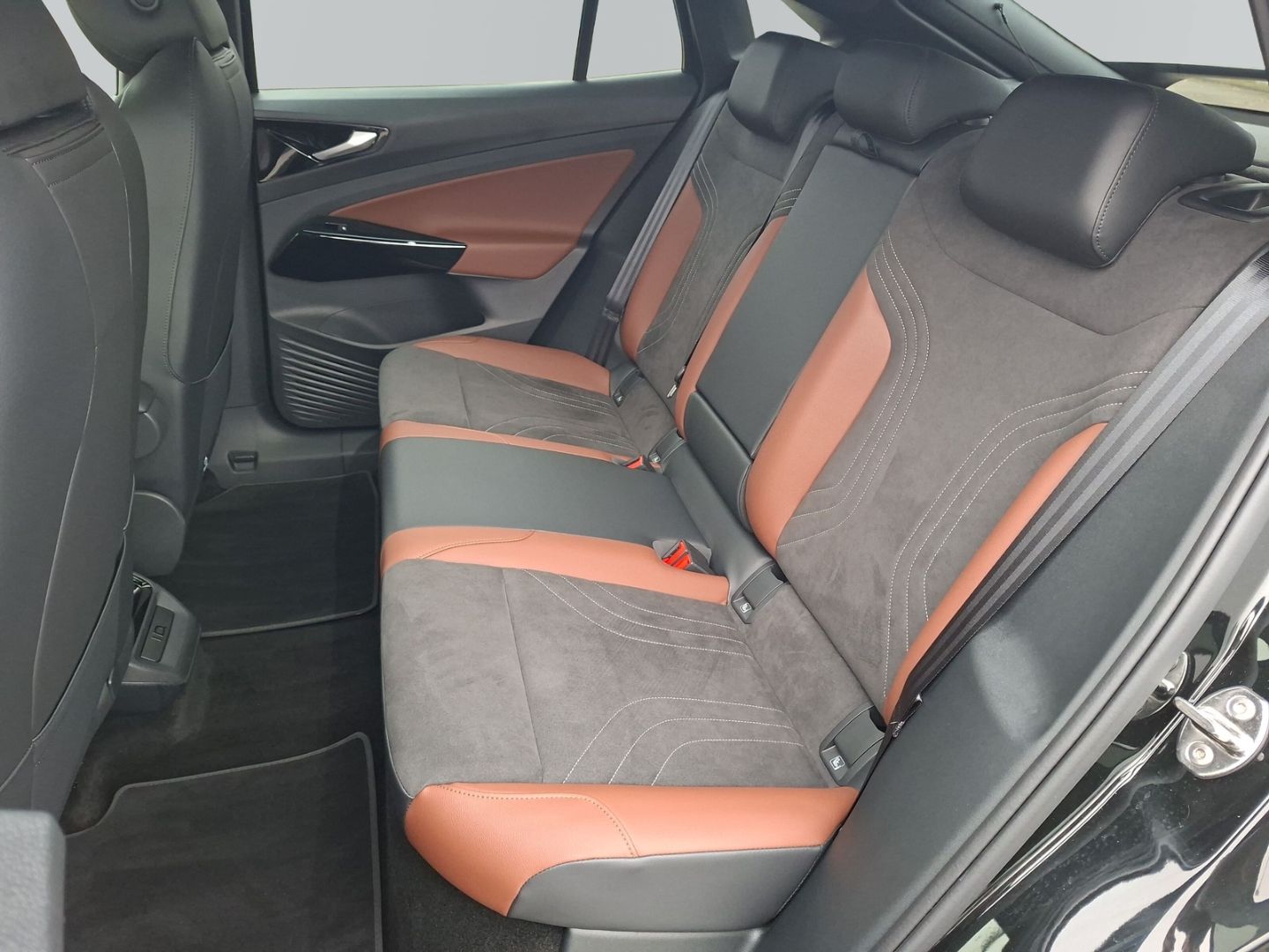 ID.5 Pro *KAMERA*NAVI*DCC*KEYLESS*IQLIGHT*