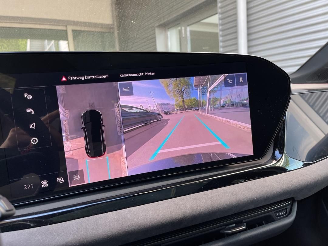 Fahrzeugabbildung Audi A6 Avant 3.0 TFSI quattro 360,HUD,Kamera,LED,LM