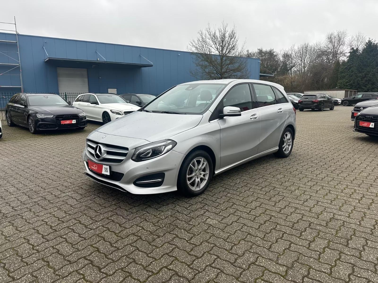 Mercedes-Benz B 180d Aut. URBAN Nav LED SHZ Temp PDC Bluetooth