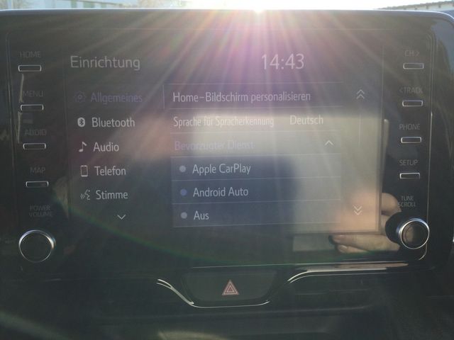 Yaris 1.5 Style KLIMA SHZ RÜCKFAHRKAMERA ACC LED