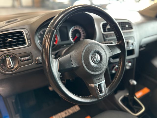 MYAUTOCENTER – Gebraucht- und Jahreswagen mit Werkstattservice in Pfaffenhofen Volkswagen Polo V *1.HAND*TÜV: 227*SitzHZ*Klima*PDC*Tempo