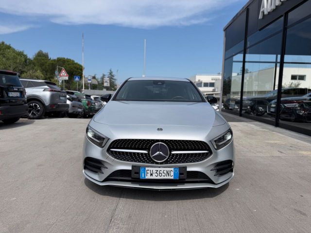 MERCEDES-BENZ Mercedes-benz A 200 d Automatic Premium