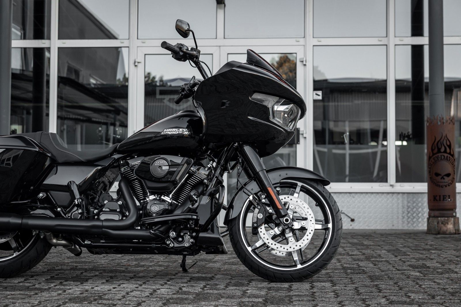 Fahrzeugabbildung Harley-Davidson ROAD GLIDE FLTRX 117ci MY25 - SOFORT VERFÜGBAR