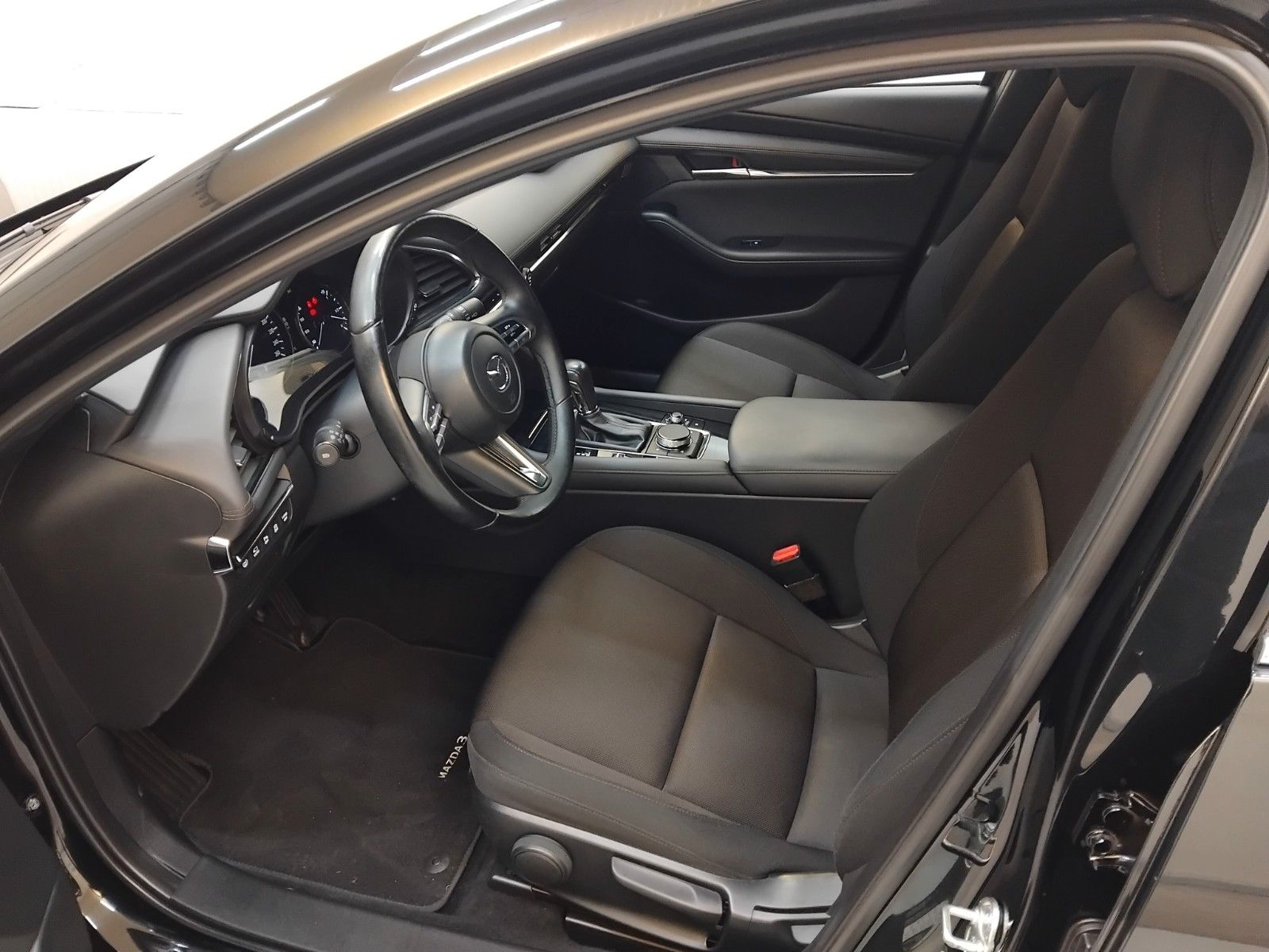 Mazda 3 (09/2019, Benzin)