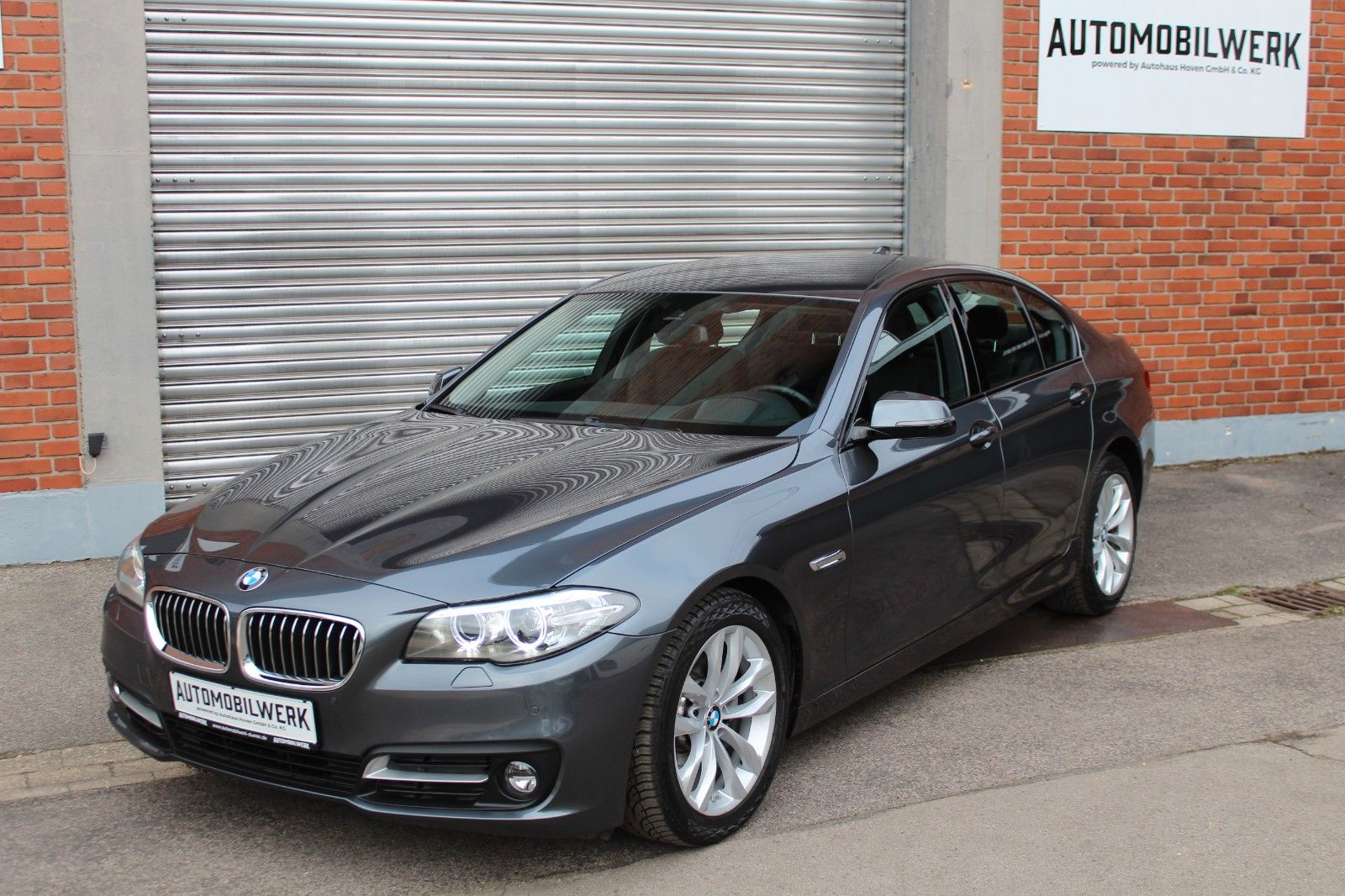BMW 518d*Nur: 39900 km !*HuD*Sportsitze*Xenon*1.Hand