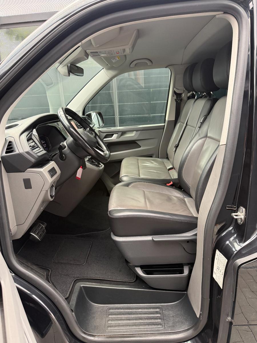 Volkswagen T6.1 Caravelle DSG Lang Navi Ahk 9sitz Rollstuhl