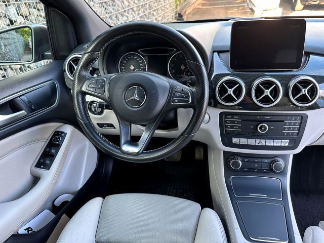 Mercedes-Benz B 220 – Bild 7
