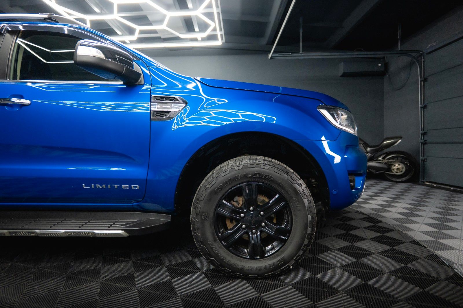 Fahrzeugabbildung Ford Ranger Limited Doppelkabine 4x4 *ACC*LED*DAB*
