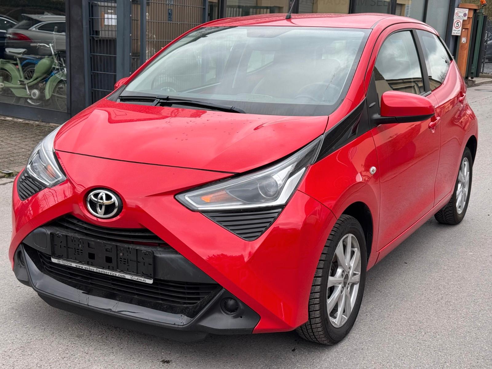 Toyota Aygo AYGO x-play