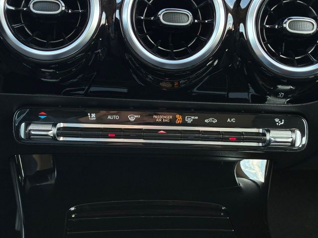 CLA 200d SHOOTING BRAKE DCT AZV+NAVI+LED+DAB