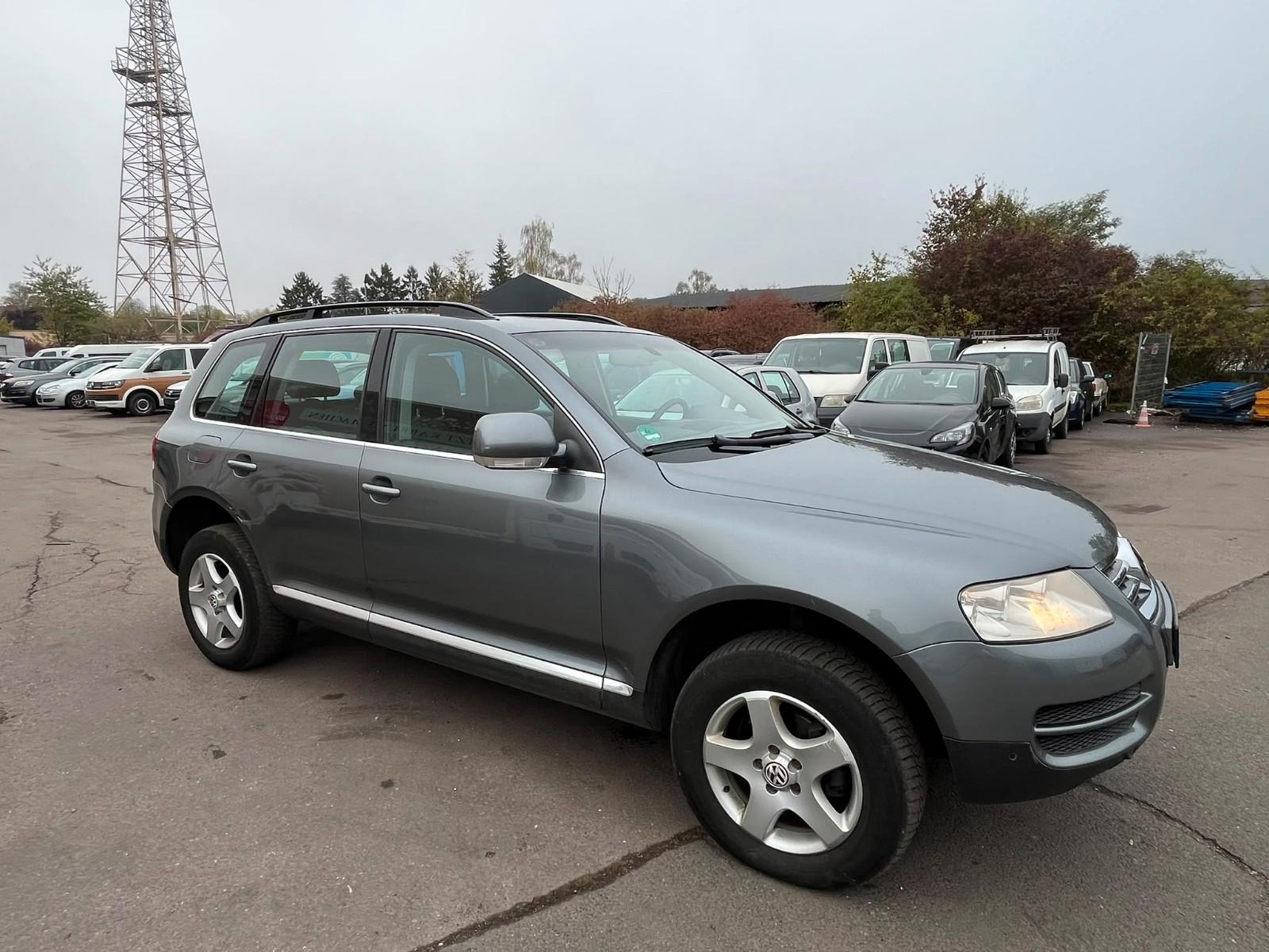 Volkswagen Touareg 2004 — photo 11