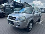 Hyundai Tucson 2.0 GLS Klima mit Garantie - Hyundai TUCSON mit Benzin-Antrieb: Grau, Garantie