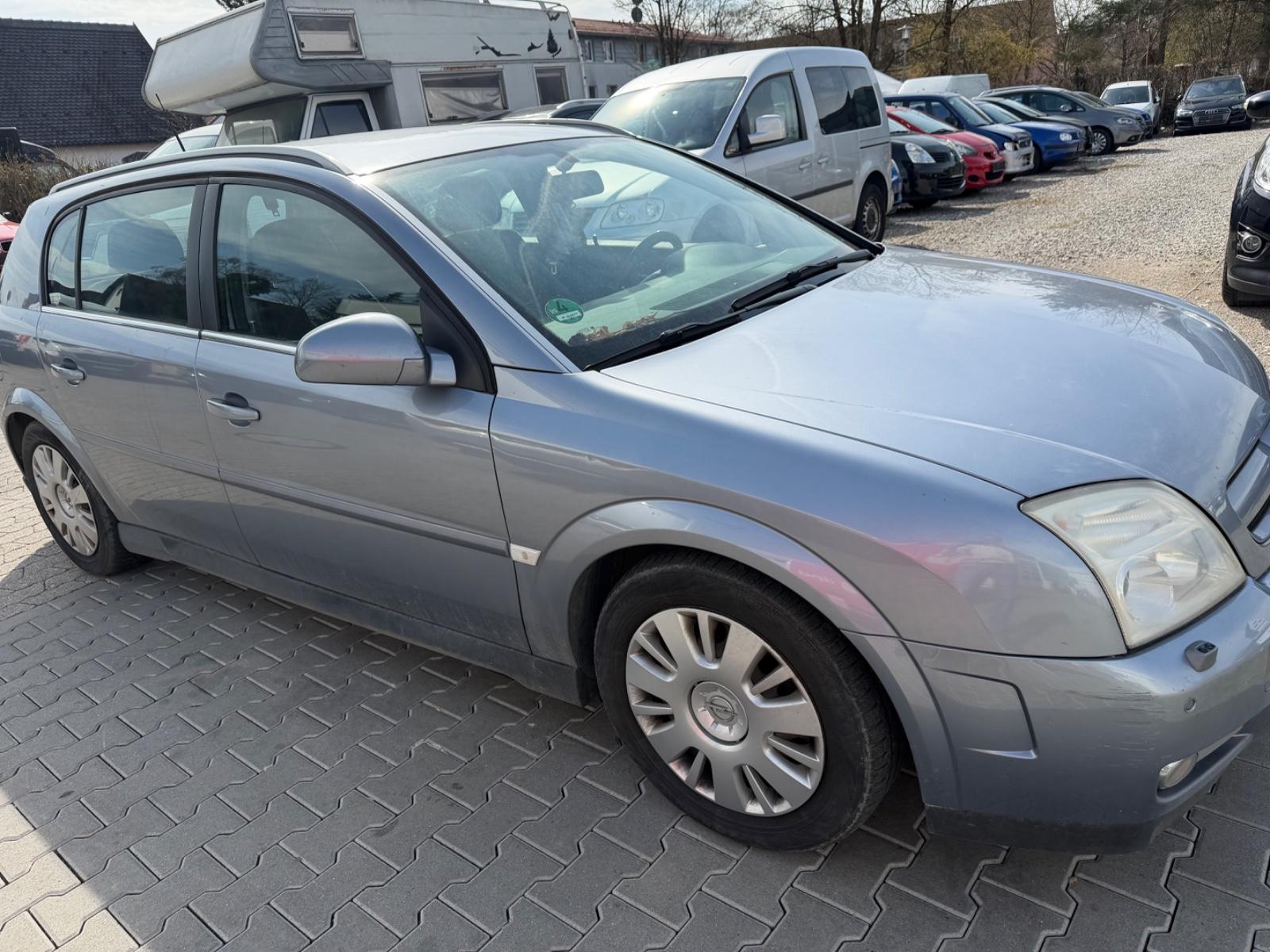 Opel Signum 2.0 Turbo  175 PS