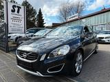 Volvo V60 2.4 Kombi Summum*AUTOMATIK*KAMERA*PDC*XENON - gebrauchte Volvo V60 aus dem Jahr 2011