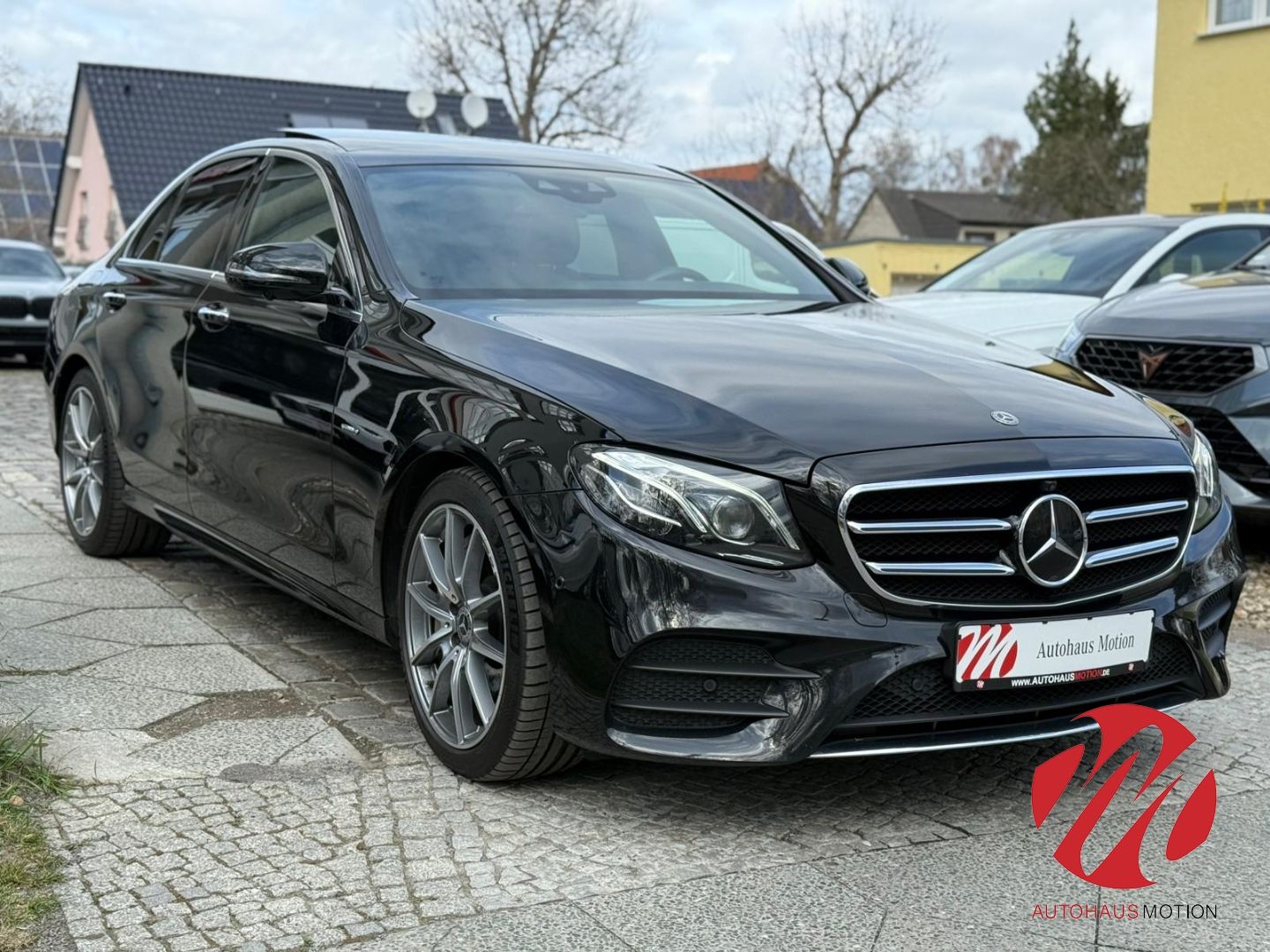 Mercedes-Benz E 300 AMG Sportstyle Edition ACC PANO PARKLENK 3 foto 4