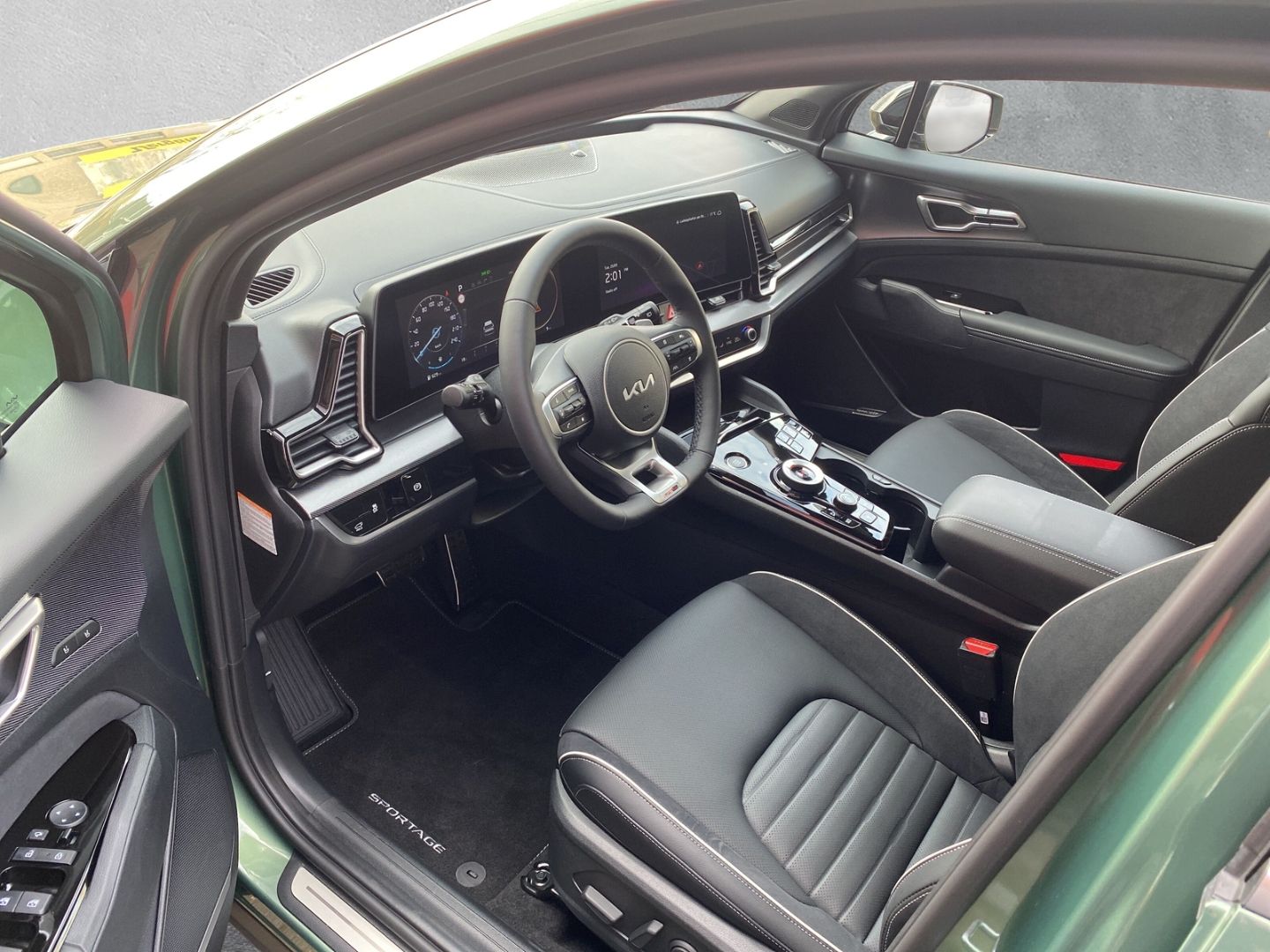Fahrzeugabbildung Kia Sportage GT-Line 4WD 1.6 T-GDI Mild-Hybrid EU6e