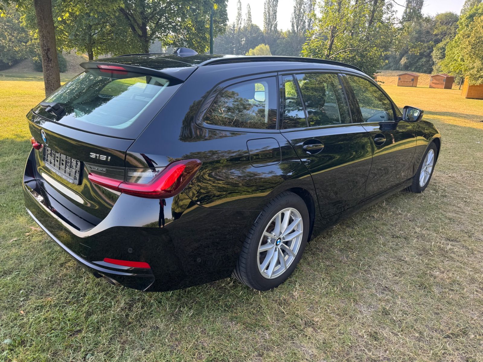 BMW 3 Touring 318 iAlarm,DAB,Parkassistent,Sitzheizu foto 3