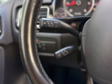 Volkswagen Touareg - 11