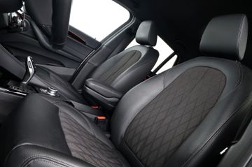 BMW X1 sDrive20d xLine APPLE ACC RFK AHK 18" 1.Hand