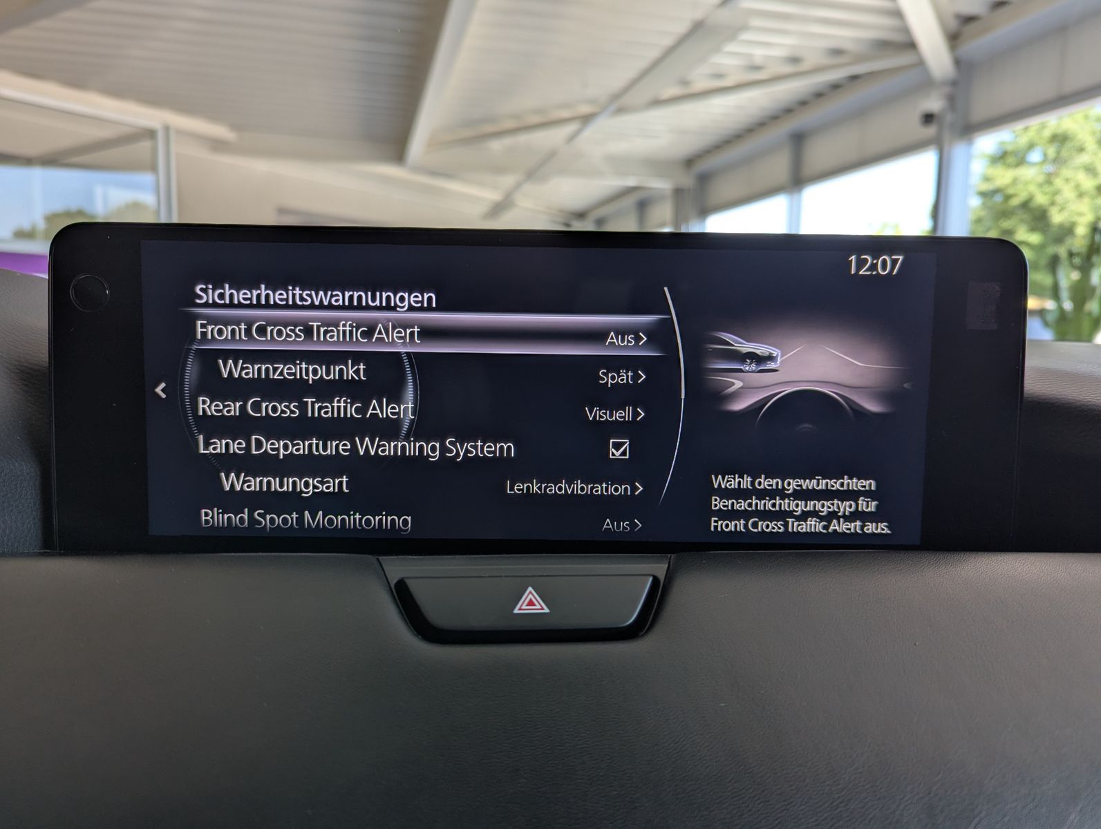 Fahrzeugabbildung Mazda CX-80 3.3L E-SKYACTIV D 254 HOMURA+ 6-Sitze Pano