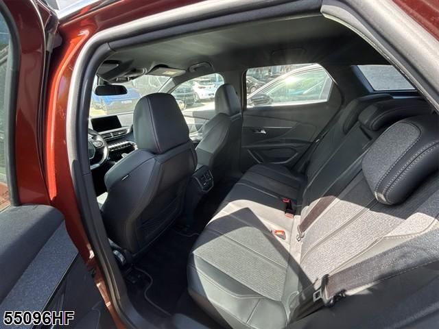 Fahrzeugabbildung Peugeot 3008