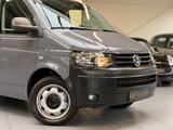 Volkswagen T5 Caravelle - Wohnmobil oder -wagen