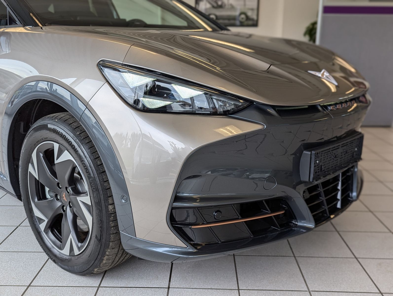 CUPRA Tavascan 210 kW Endura Drive-Pack 82kwh Navi-15" - Image 9