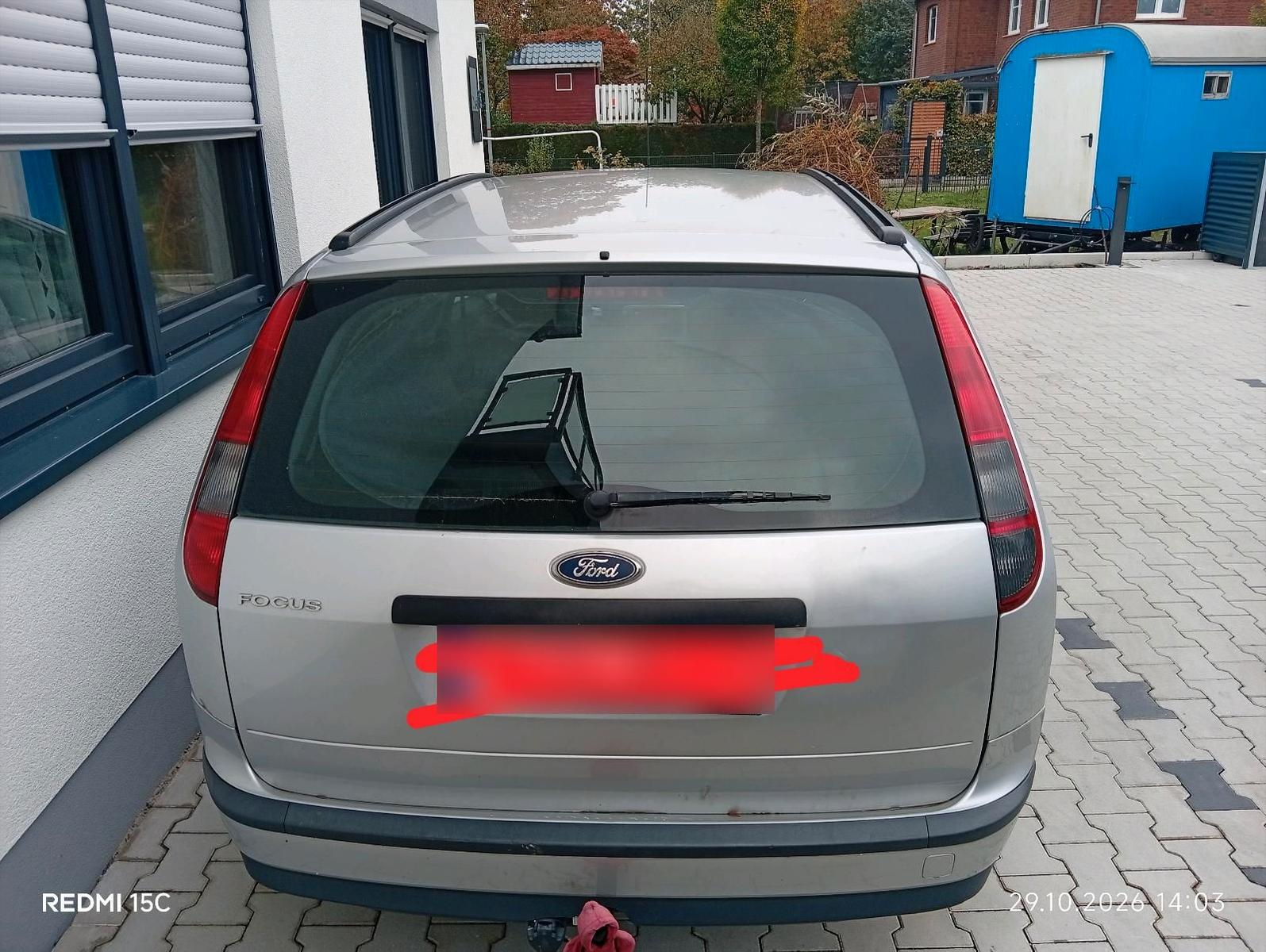Ford Focus 2004 — салон