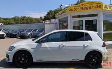 Volkswagen Golf - 8