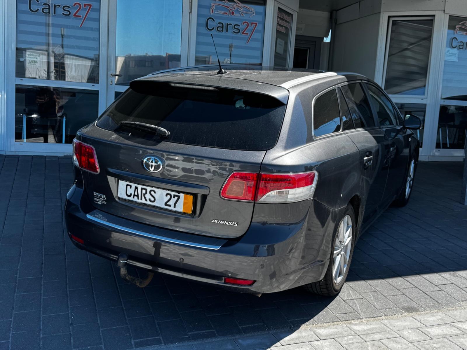 Toyota Avensis 2011 — engine 2.231 cm³, 150 HP (110kW)