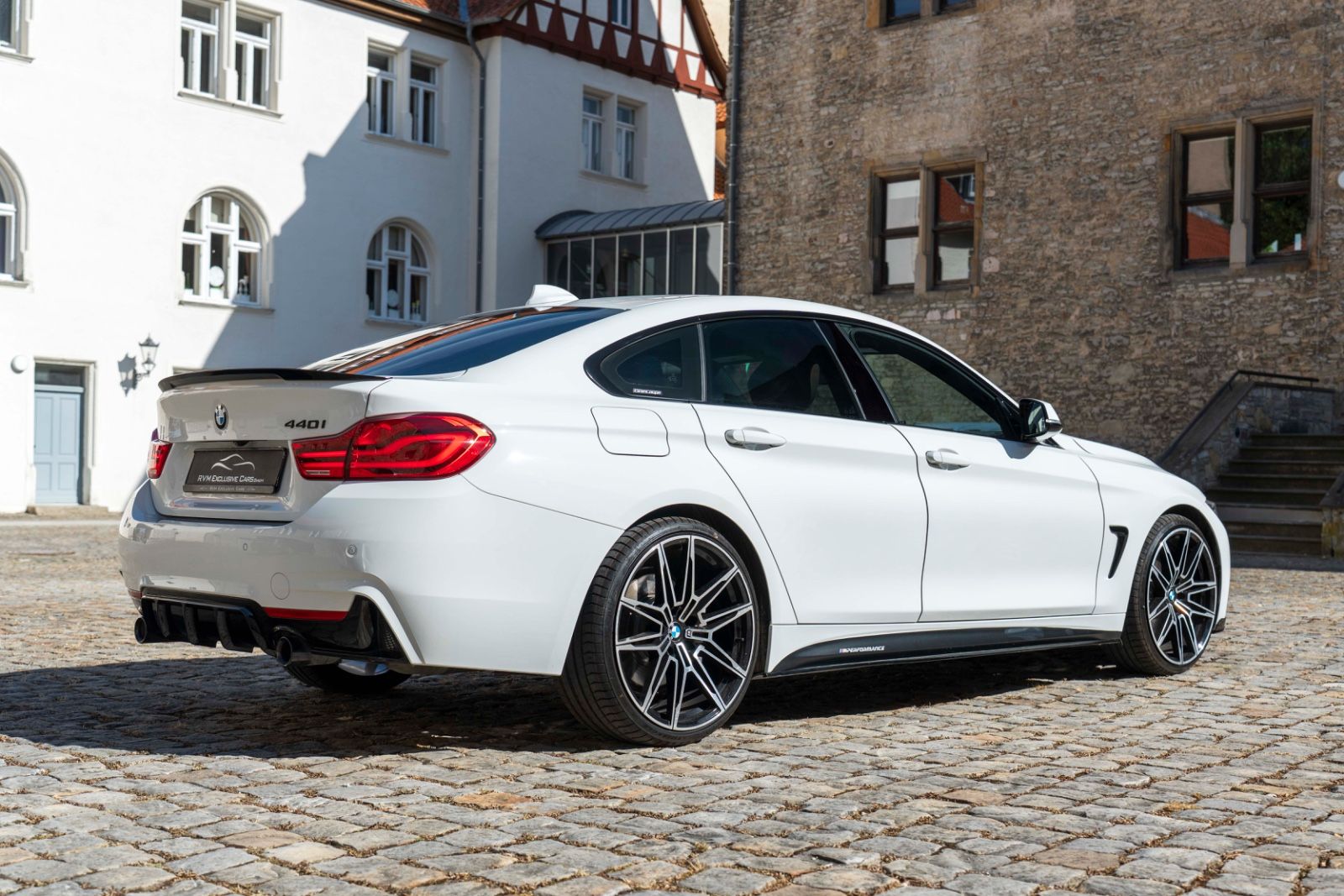 Fahrzeugabbildung BMW 440GC M-Performance H&K HUD LED KAM CARPLAY TOTW
