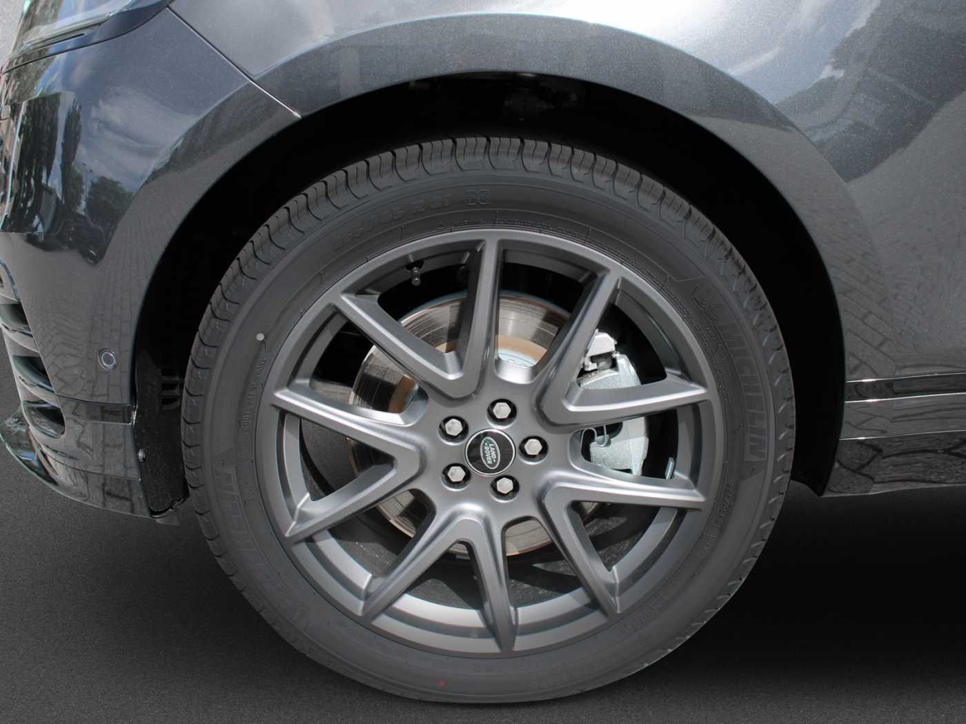 Fahrzeugabbildung Land Rover Range Rover Velar P400e Graphite Edition