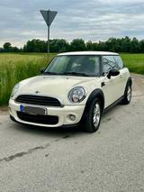 MINI One 55kW One, geringe Fahrleistung, top gepflegt - MINI MINI: 55 Kw