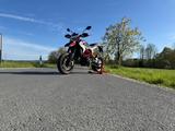 Ducati Hypermotard 821 SP - DUCATI HYPERMOTARD SP 821