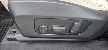 2022 BMW IX1 — миниатюра 22
