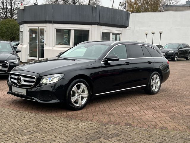 Mercedes-Benz E 220 d T 9GT 4X4 AVANTGARDE COMAND DISTRO 360°K