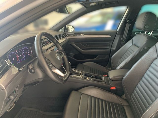 Fahrzeugabbildung Volkswagen Passat Variant 2.0 TDI DSG Alltrack 4MOTION PANO