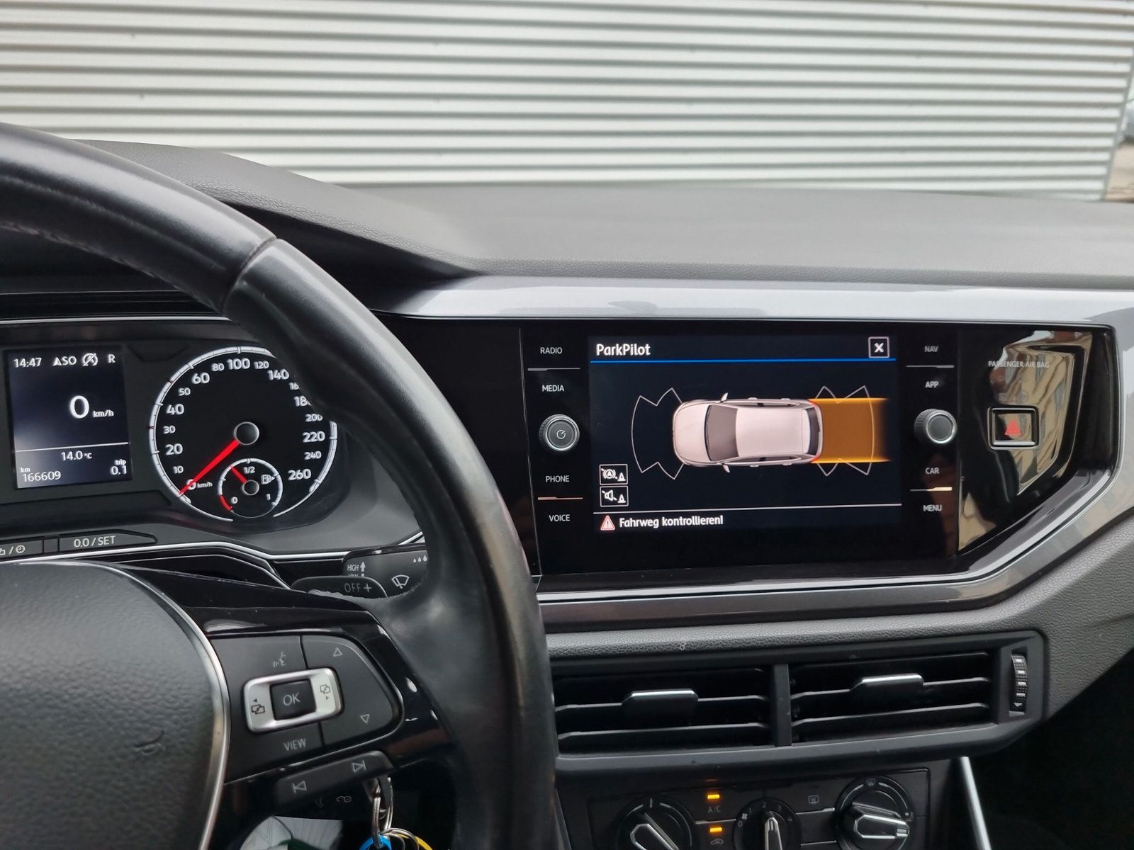 Fahrzeugabbildung Volkswagen Polo 1.6 TDI Highline DSG LED