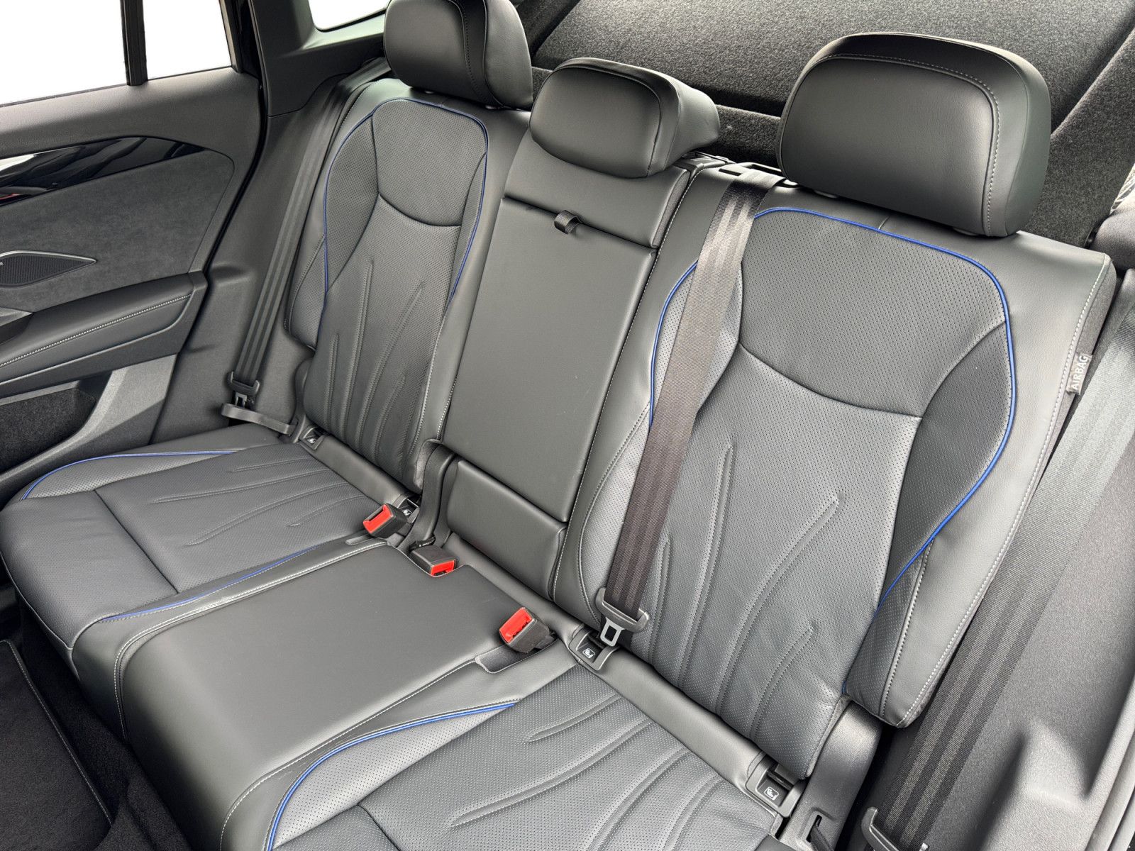 Volkswagen Tiguan - Bild 11