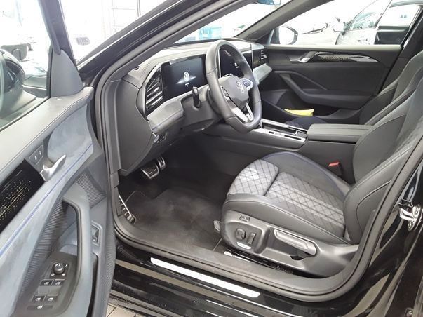 Passat Variant 1.5 TSI eHybrid R-Line AHK BLACK