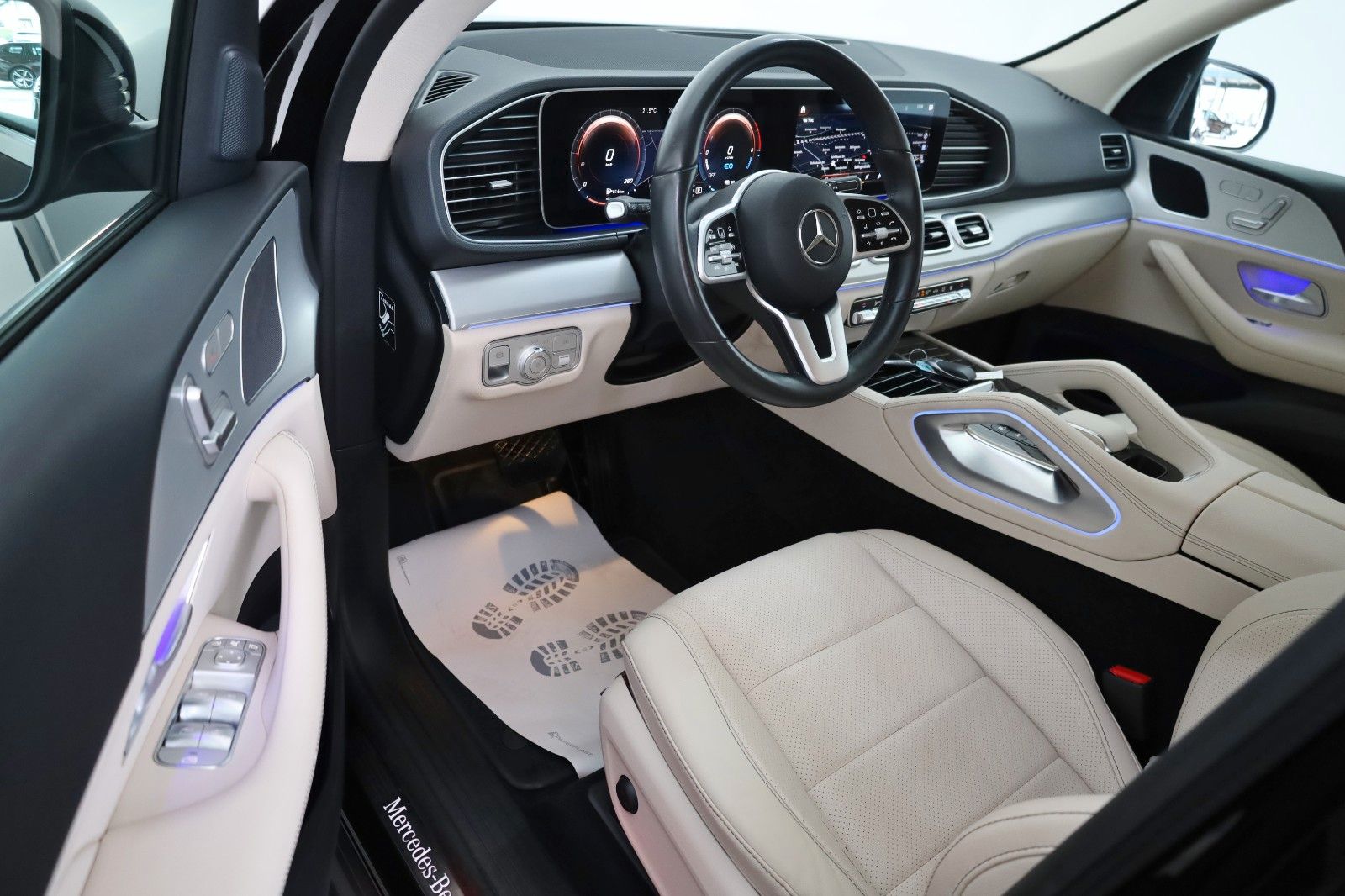 Fahrzeugabbildung Mercedes-Benz GLE 350de 4M Leder,Navi,LED,Kamera,SH,PDC,ParkP.