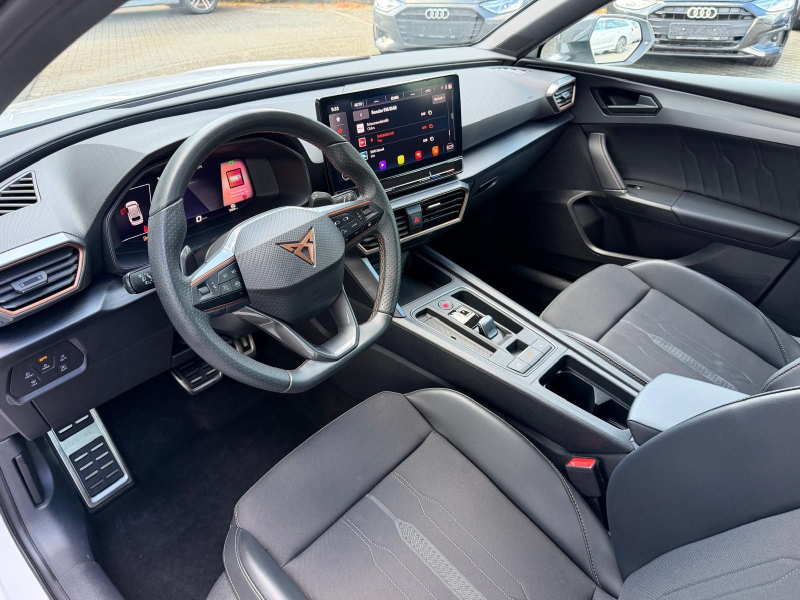 Fahrzeugabbildung CUPRA Leon 2.0 TSI VZ >VIRTU+LED+NAVI+PDC+DAB+19"+