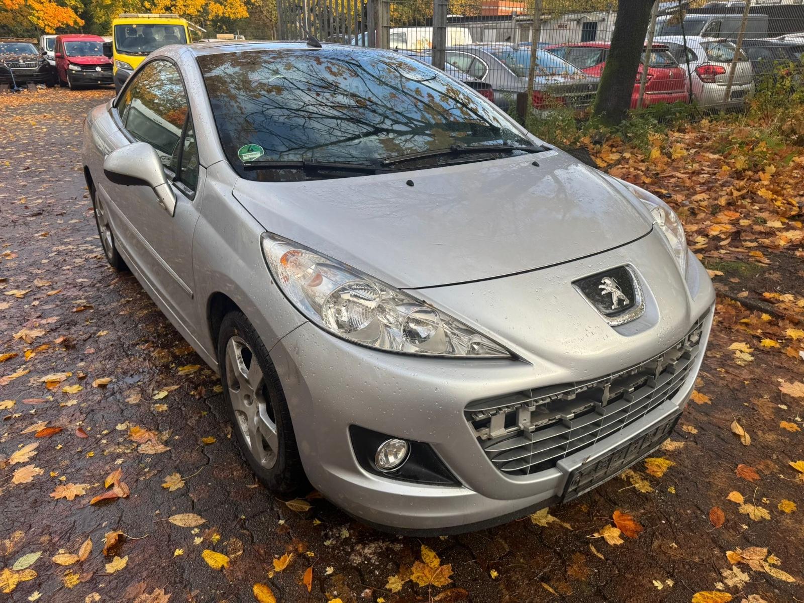 Peugeot 207 CC 1 Hand Tüv 09.27/ Scheckheftgepflegt