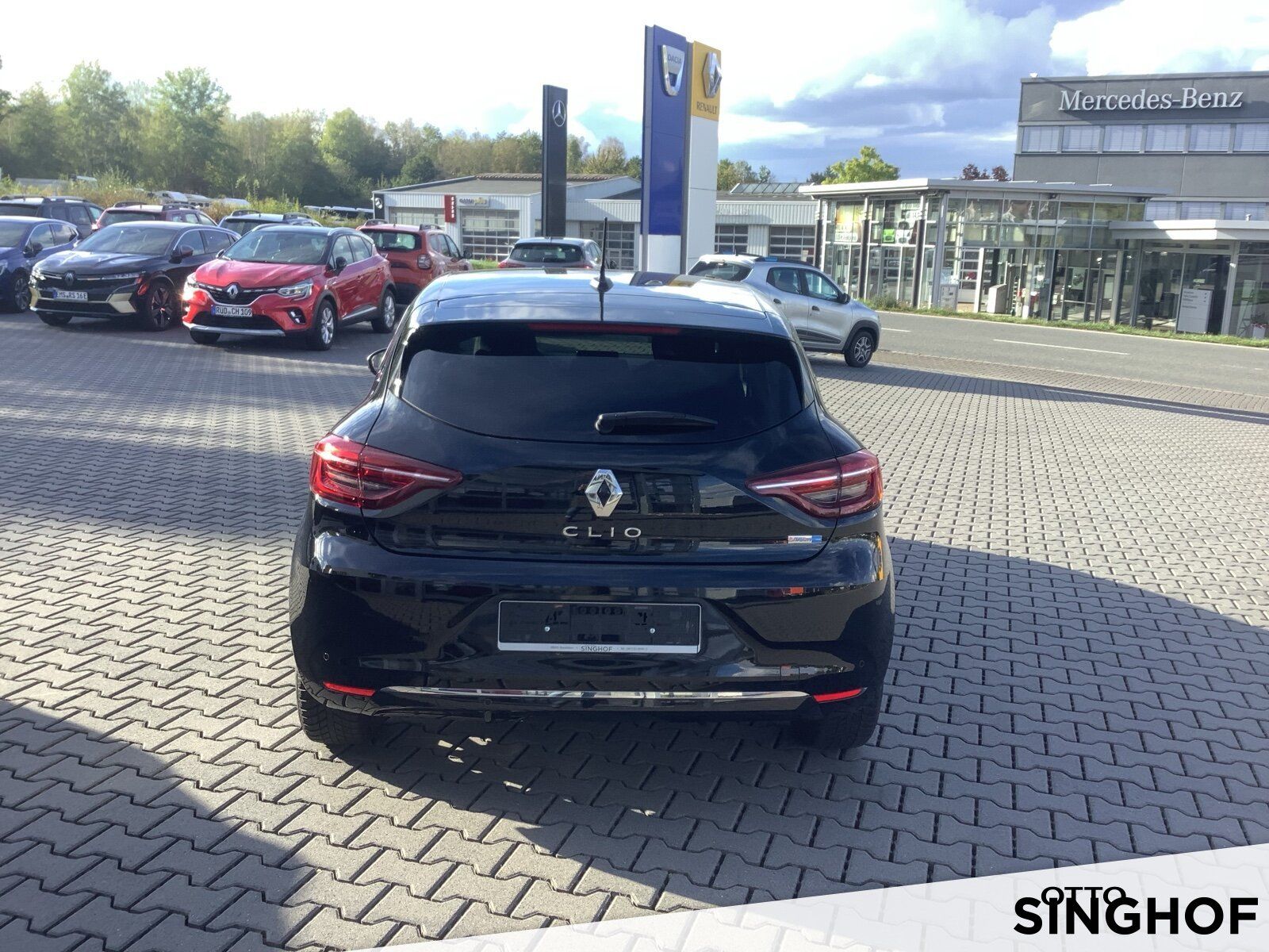 Fahrzeugabbildung Renault Clio V 1.6 E-TECH Hybrid 140 Intens (Euro 6d)