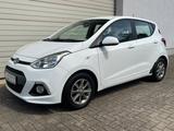 Hyundai i10 1.2 YES! Winterpaket 1 Hand - Hyundai i10 Gebrauchtwagen