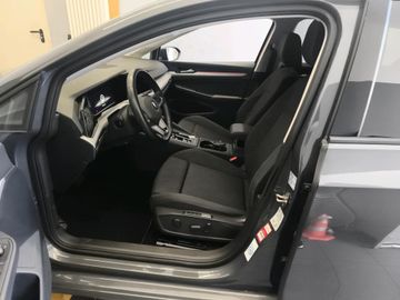 Volkswagen Golf - 6