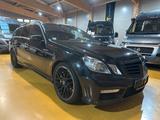 Mercedes-Benz E 63 AMG  T-Modell E 63 AMG - gebrauchte Mercedes-Benz E 63 AMG aus dem Jahr 2010