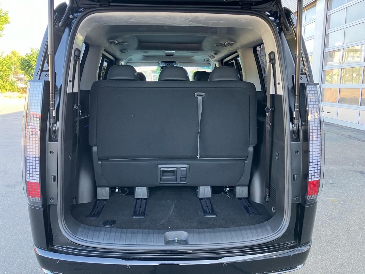 Fahrzeugabbildung Hyundai STARIA Signature Panoramadach Standheizung*Klima
