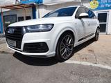 Audi Q7 3.0TDI/HUD/Pano/StH/22-Zoll/1.Hd/AHK/3xS-Line - Audi Q7: 22